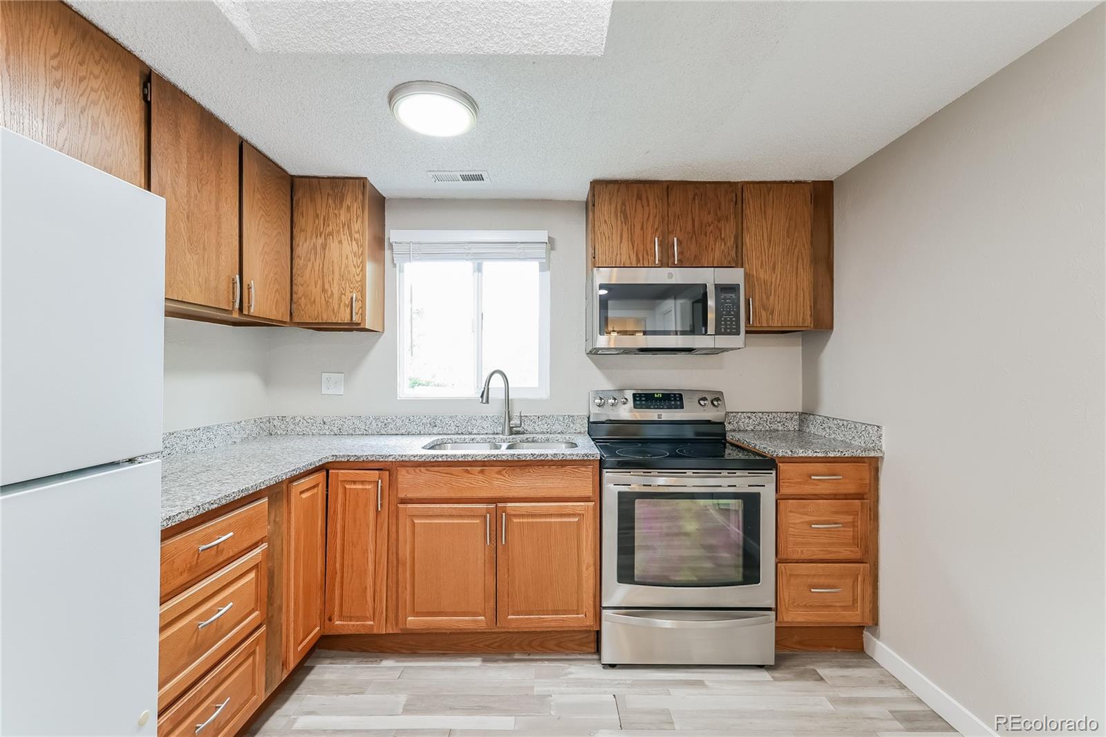 MLS Image #11 for 142 s xavier street,denver, Colorado