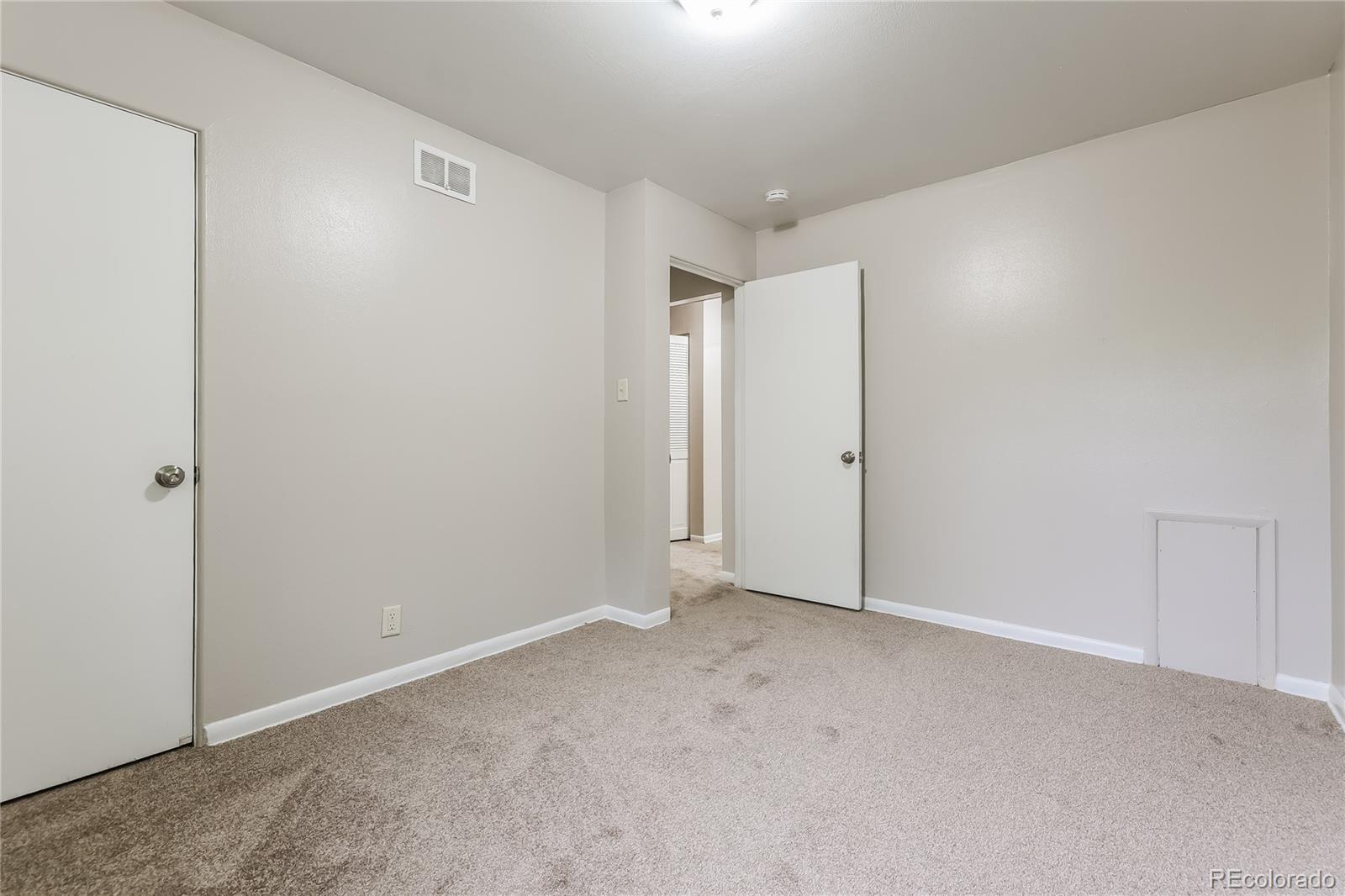 MLS Image #16 for 142 s xavier street,denver, Colorado