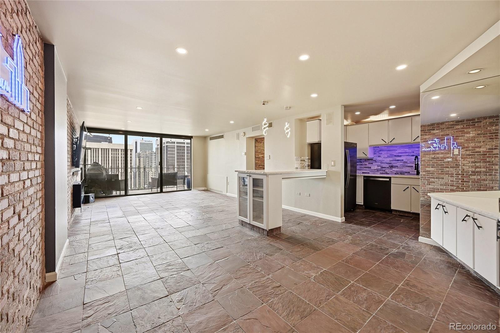 MLS Image #1 for 1020  15th street,denver, Colorado