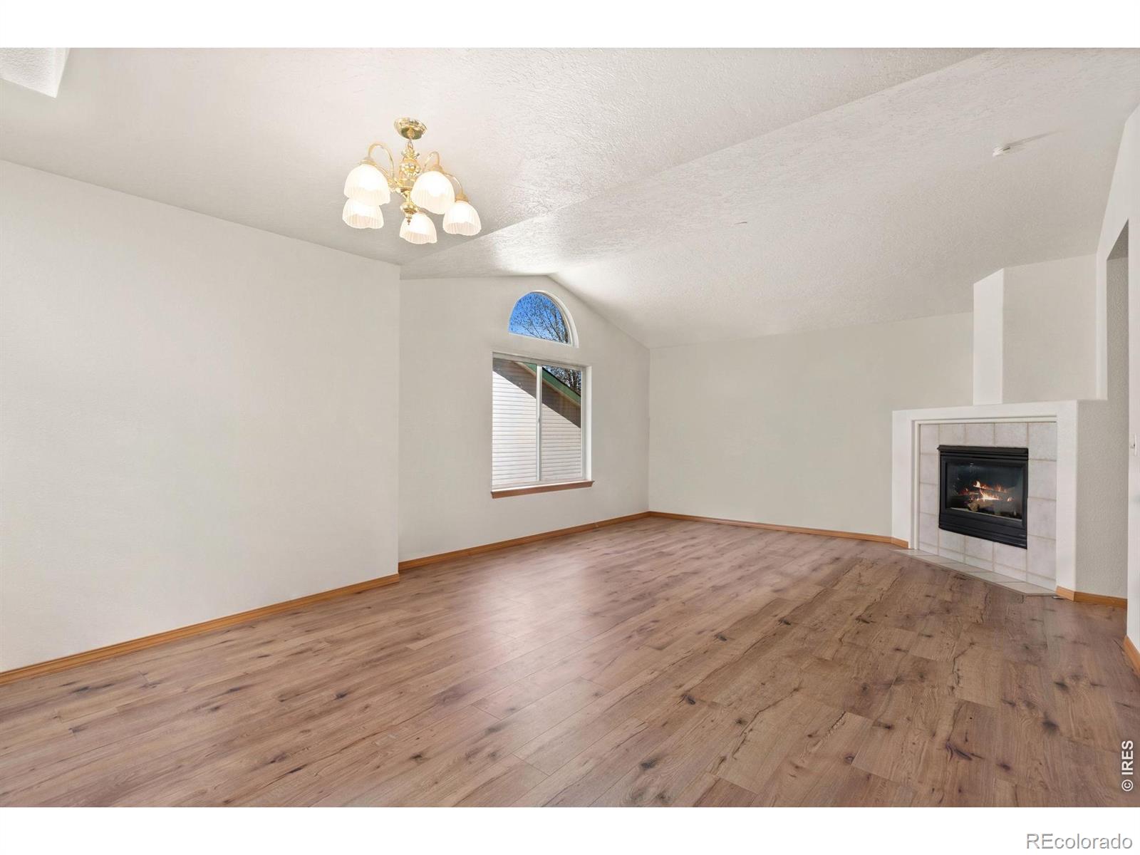 MLS Image #5 for 641  radiant drive,loveland, Colorado