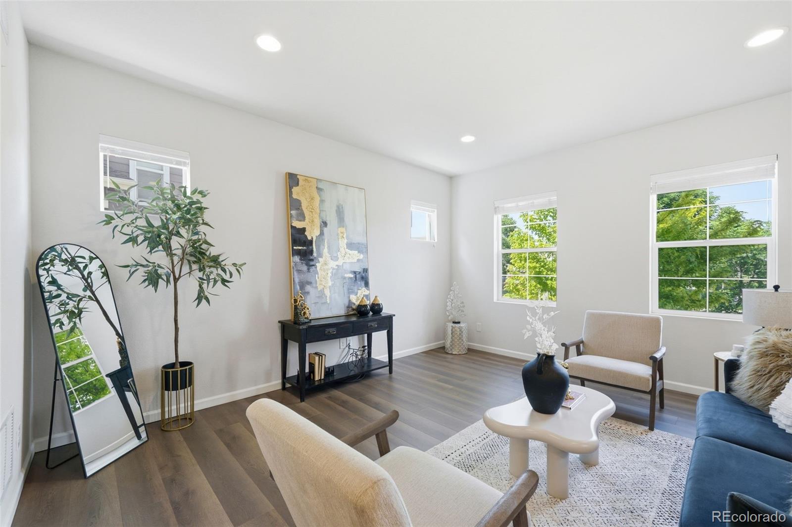 MLS Image #4 for 10700  reunion parkway,commerce city, Colorado
