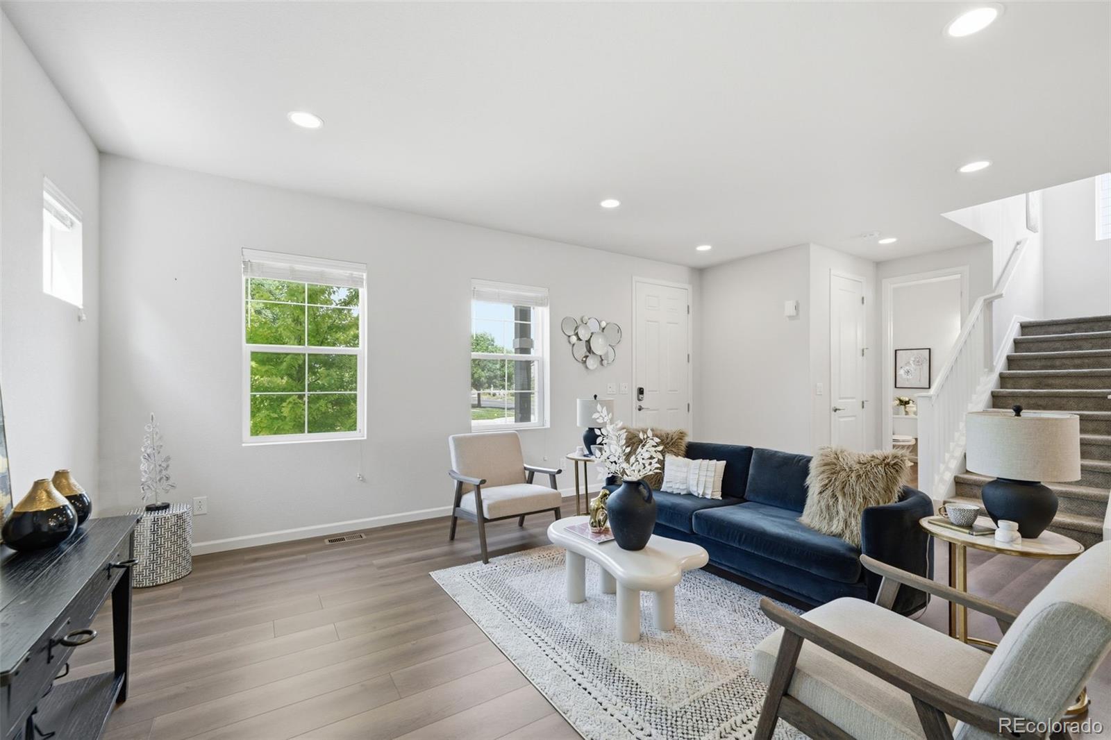 MLS Image #5 for 10700  reunion parkway,commerce city, Colorado