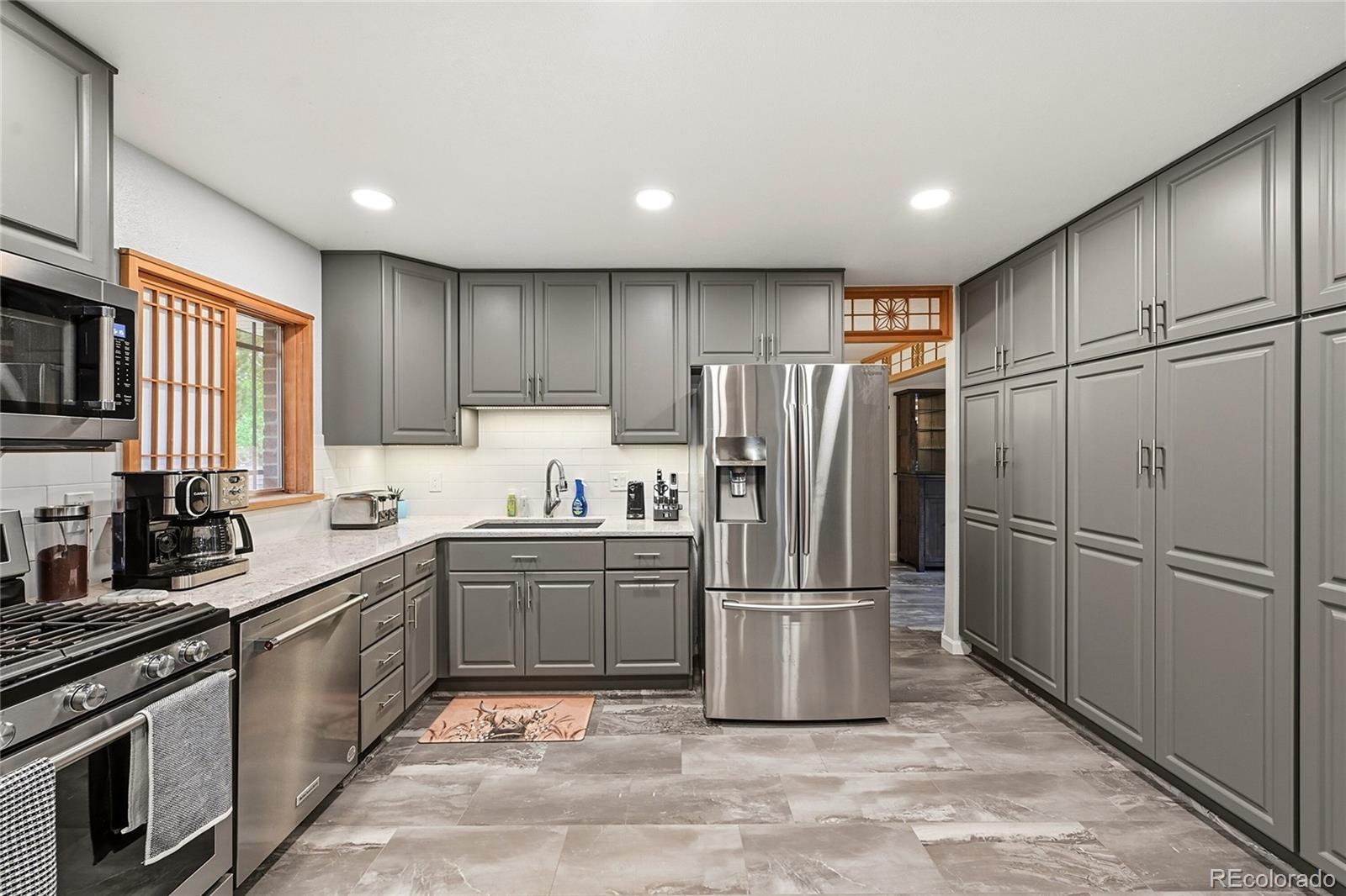 MLS Image #2 for 2662 s quintero way,aurora, Colorado