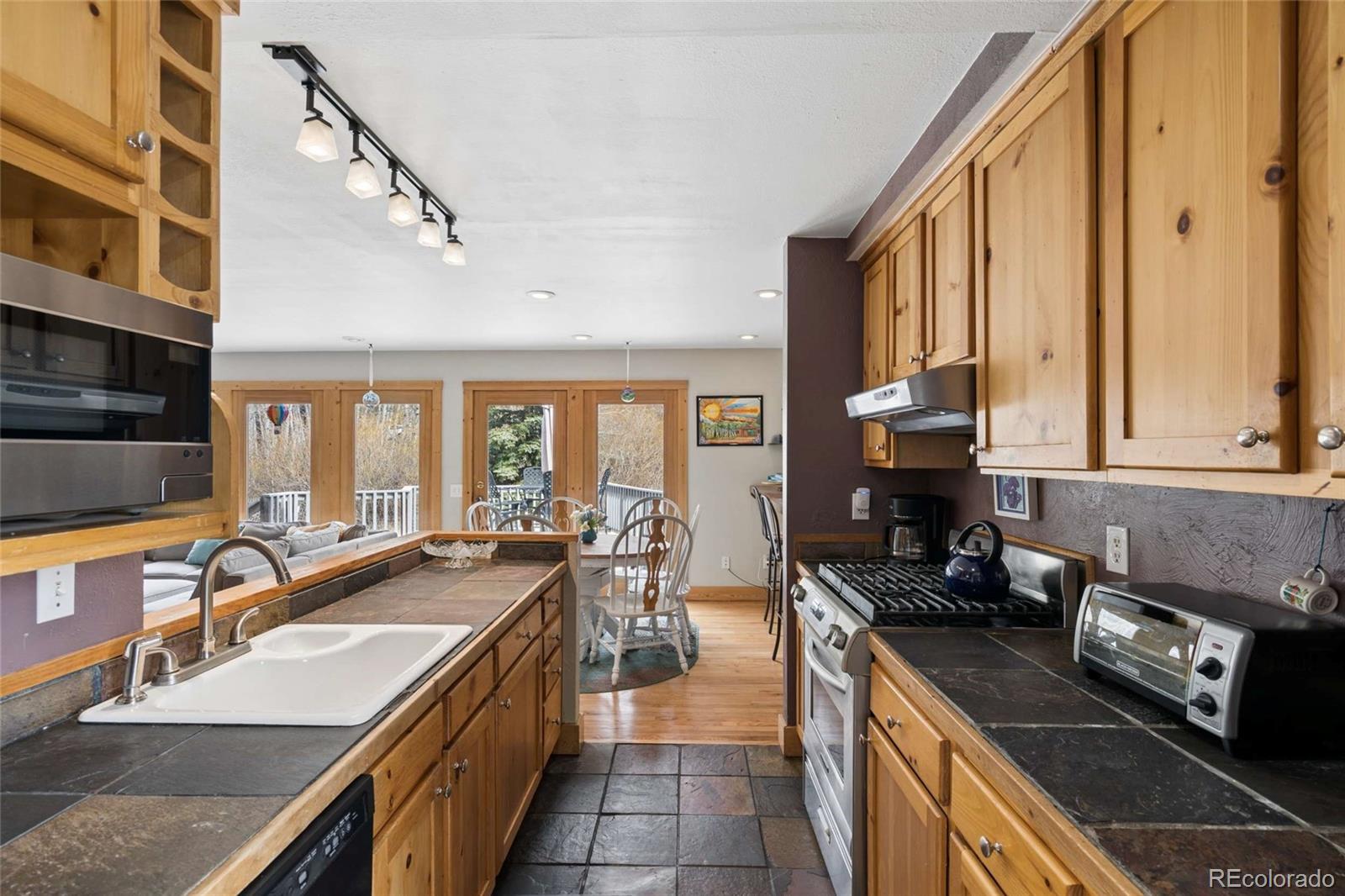 MLS Image #7 for 609 w 4th street,nederland, Colorado