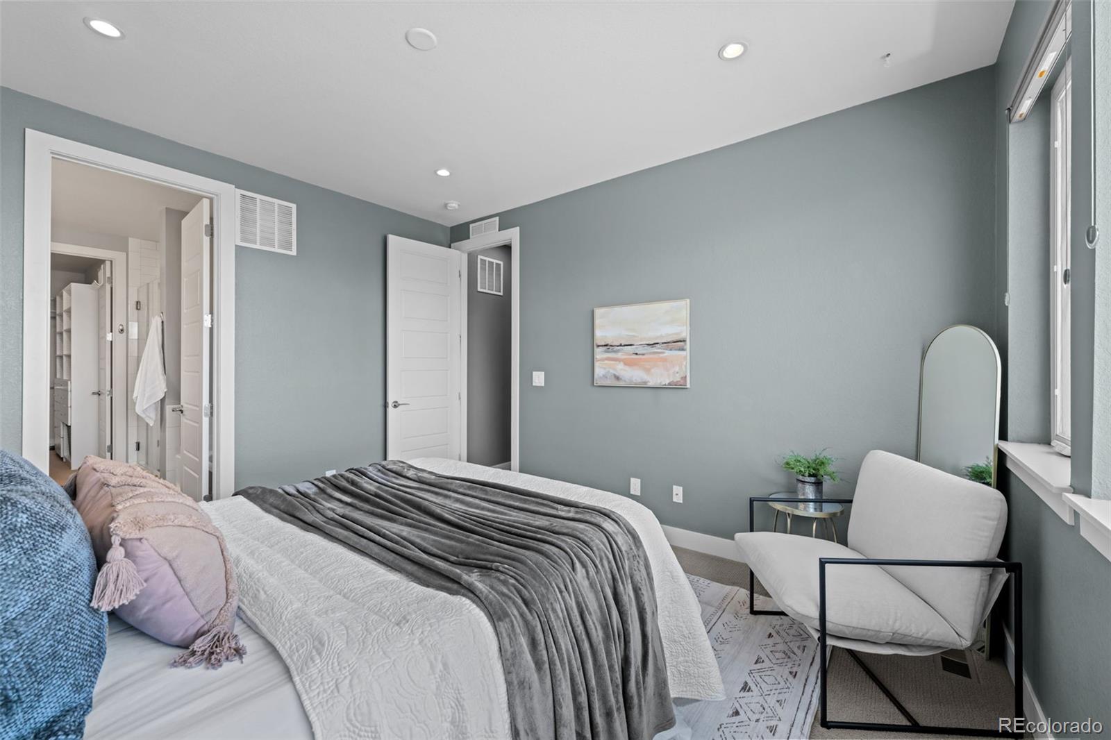 MLS Image #20 for 2438 n washington street ,denver, Colorado