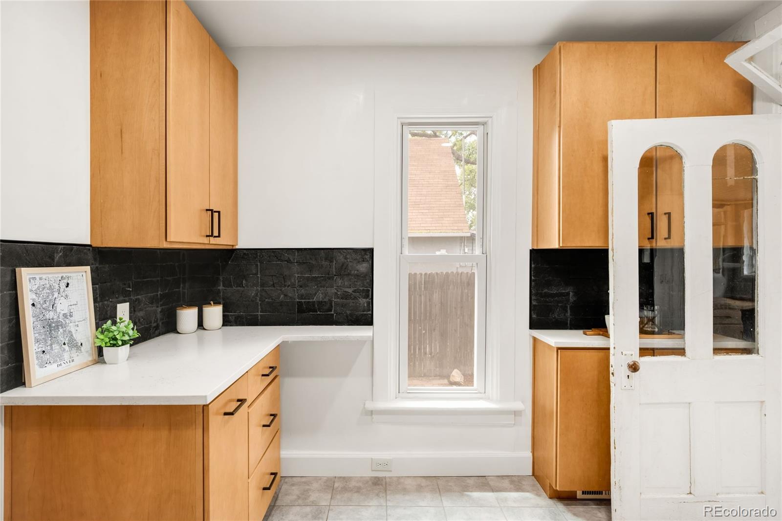 MLS Image #16 for 3769  lowell boulevard,denver, Colorado