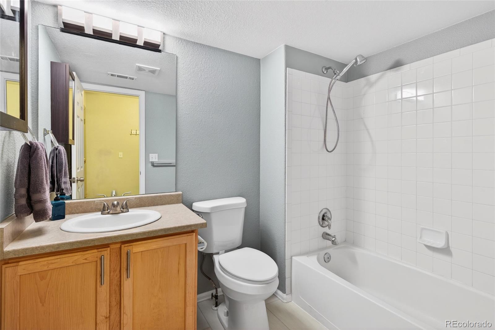 MLS Image #25 for 9879 e florida place,aurora, Colorado