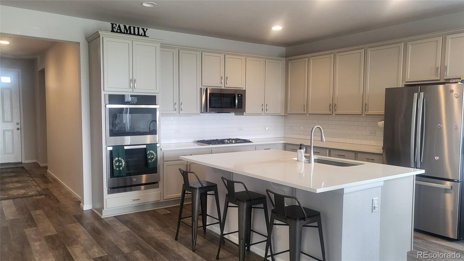 MLS Image #6 for 7768 s old hammer way,aurora, Colorado