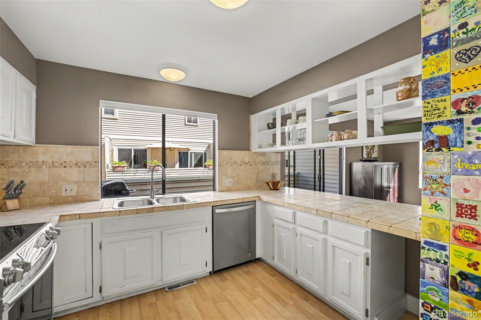MLS Image #16 for 1050 s monaco street parkway,denver, Colorado