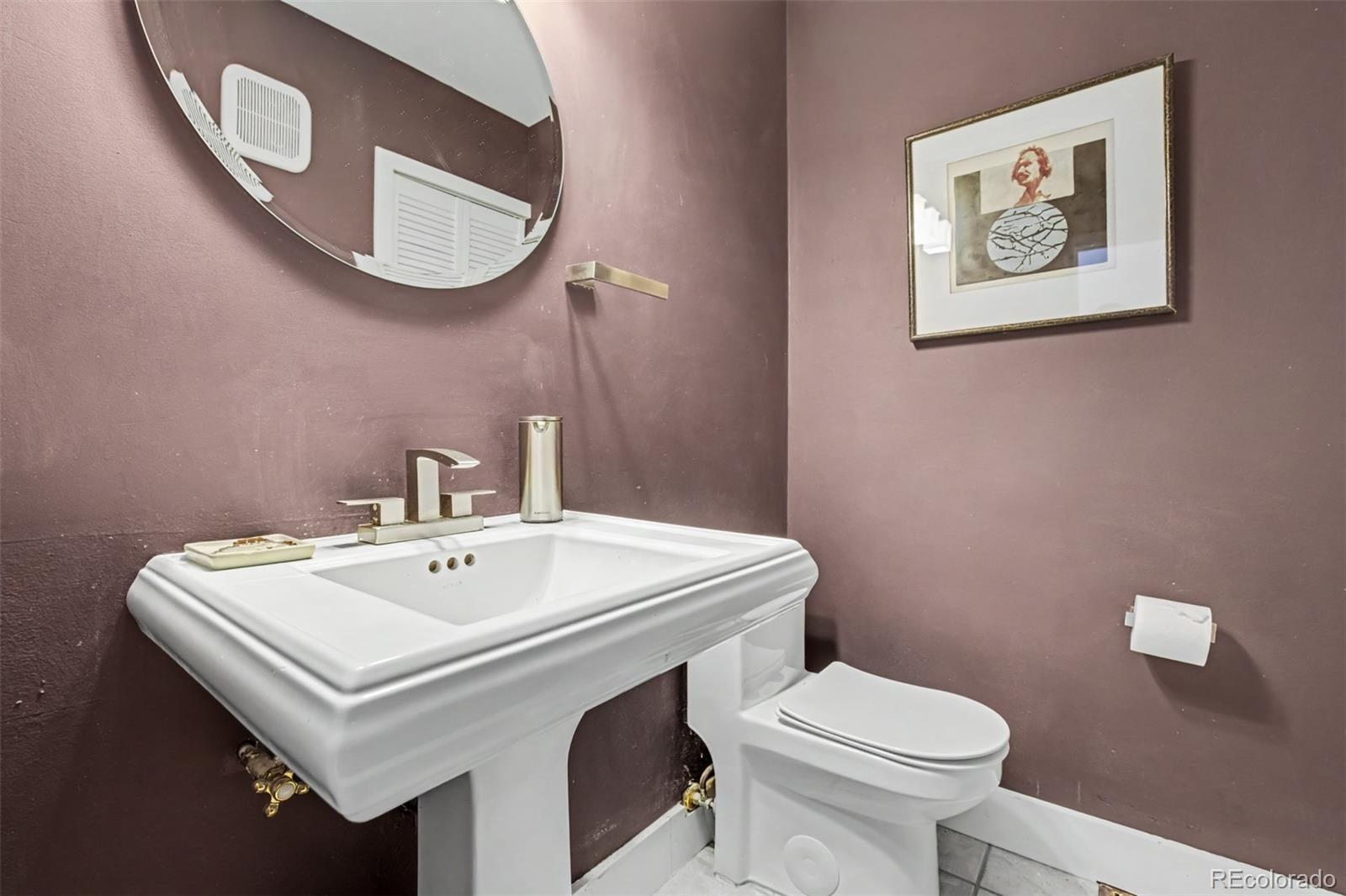 MLS Image #18 for 1050 s monaco street parkway,denver, Colorado