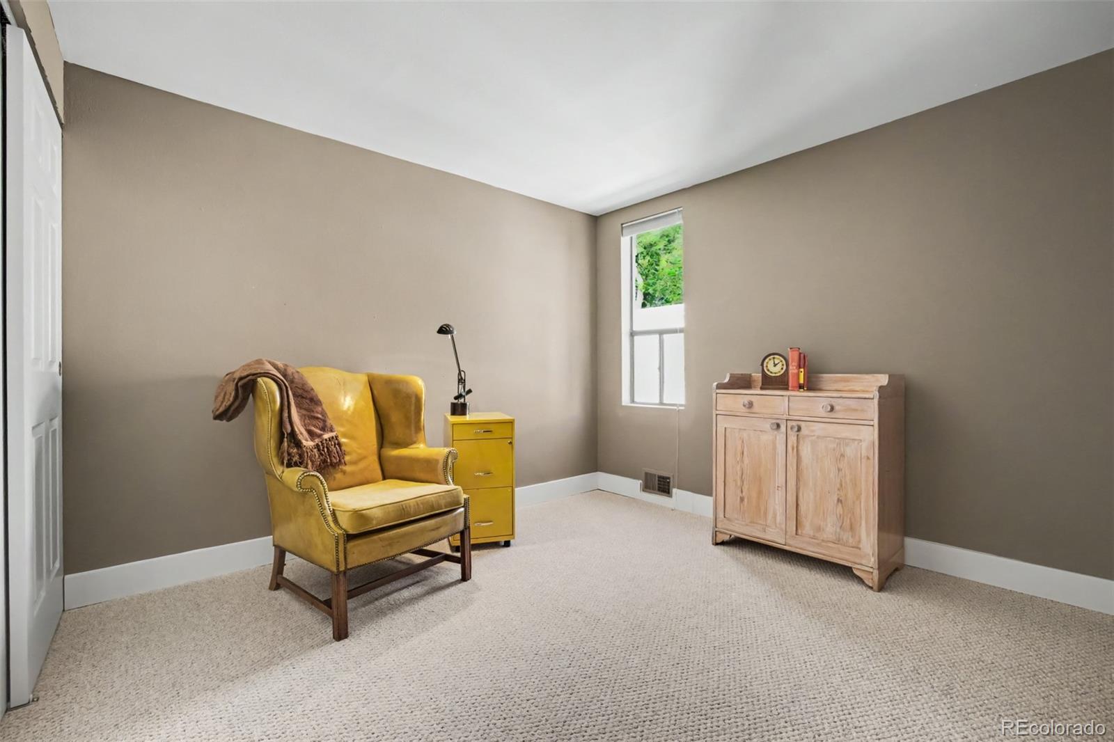 MLS Image #27 for 1050 s monaco street parkway,denver, Colorado
