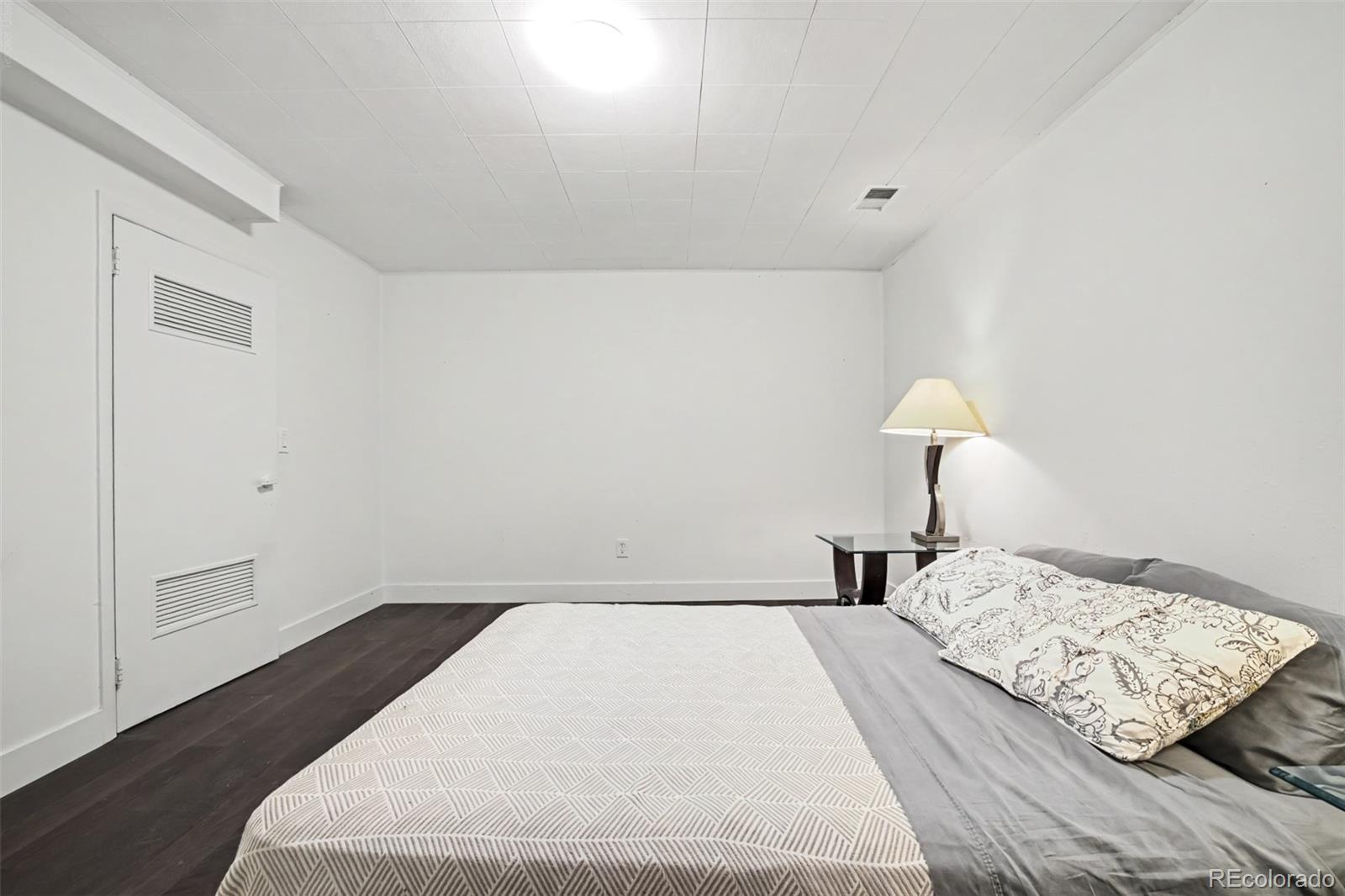 MLS Image #31 for 1050 s monaco street parkway,denver, Colorado