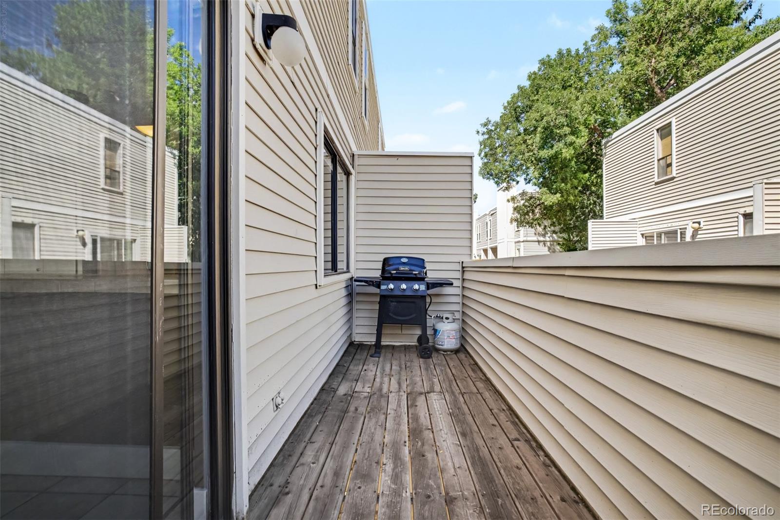 MLS Image #34 for 1050 s monaco street parkway,denver, Colorado