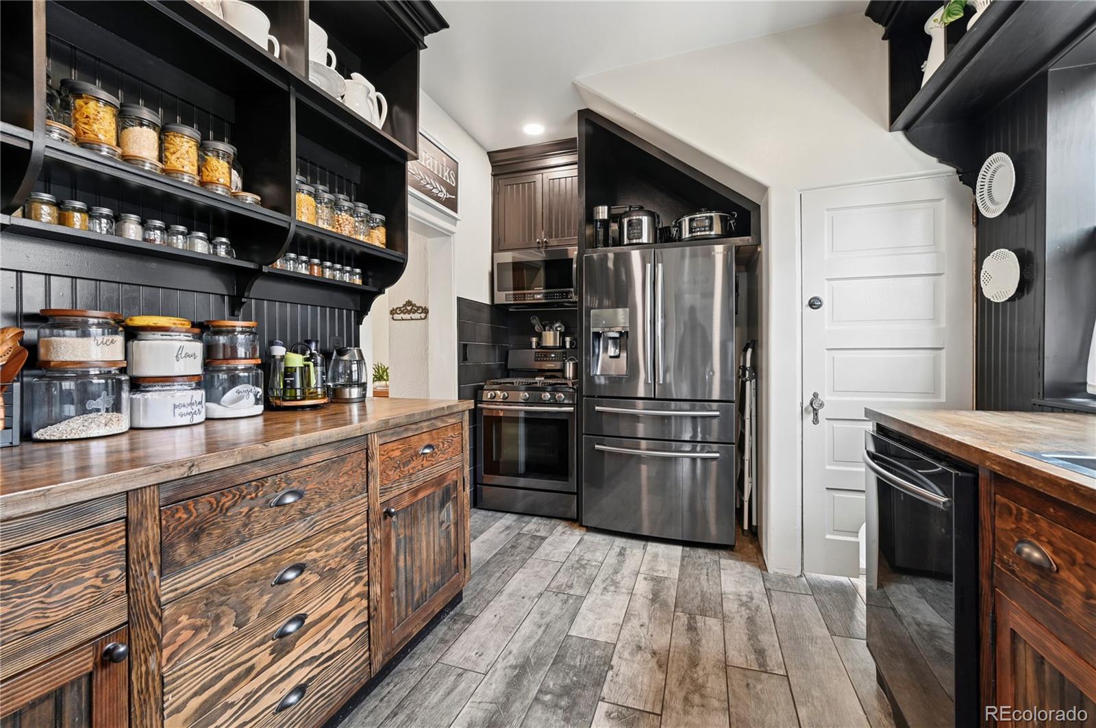 MLS Image #19 for 2219 n nevada avenue,colorado springs, Colorado