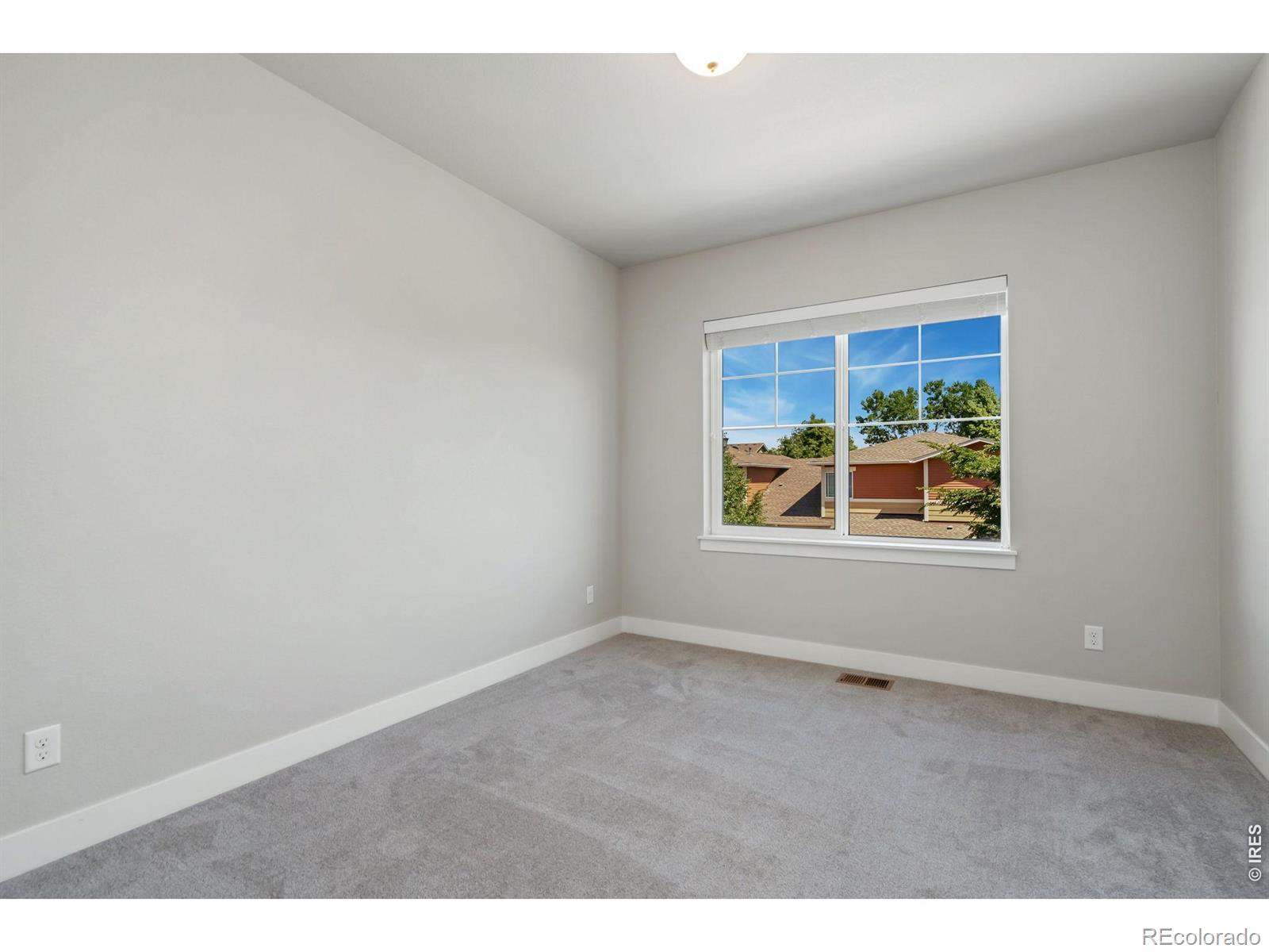 MLS Image #18 for 2556  des moines drive,fort collins, Colorado