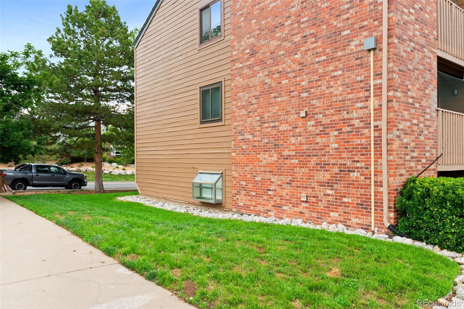 MLS Image #28 for 12360 w nevada place,lakewood, Colorado