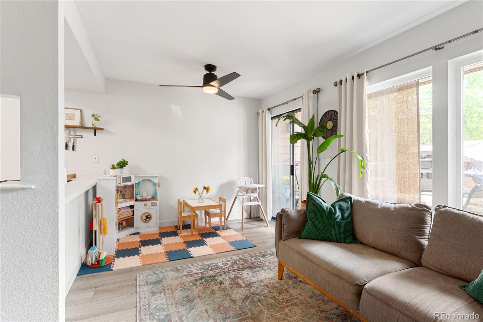 MLS Image #4 for 12360 w nevada place,lakewood, Colorado