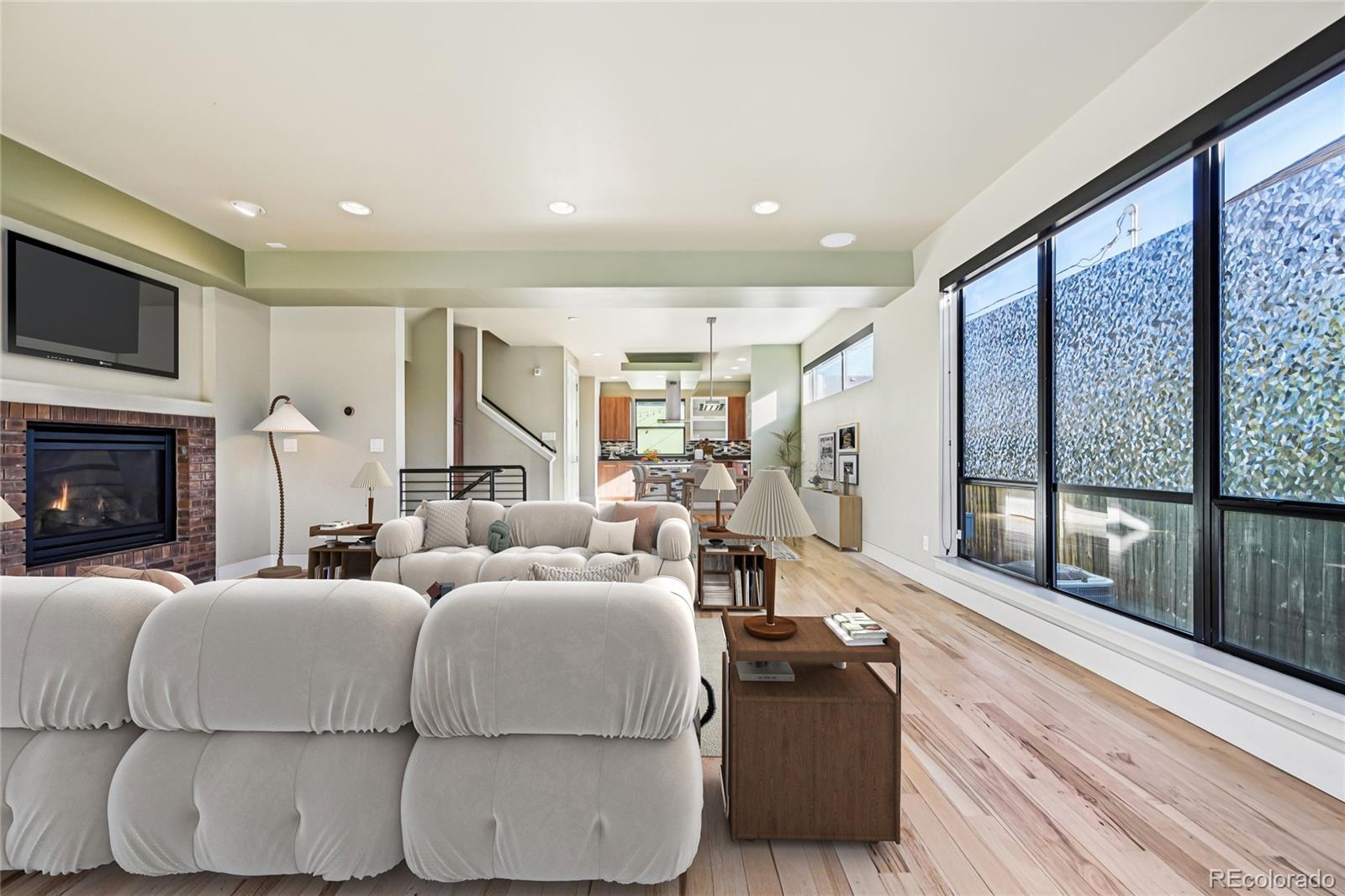 MLS Image #12 for 2912  perry street,denver, Colorado