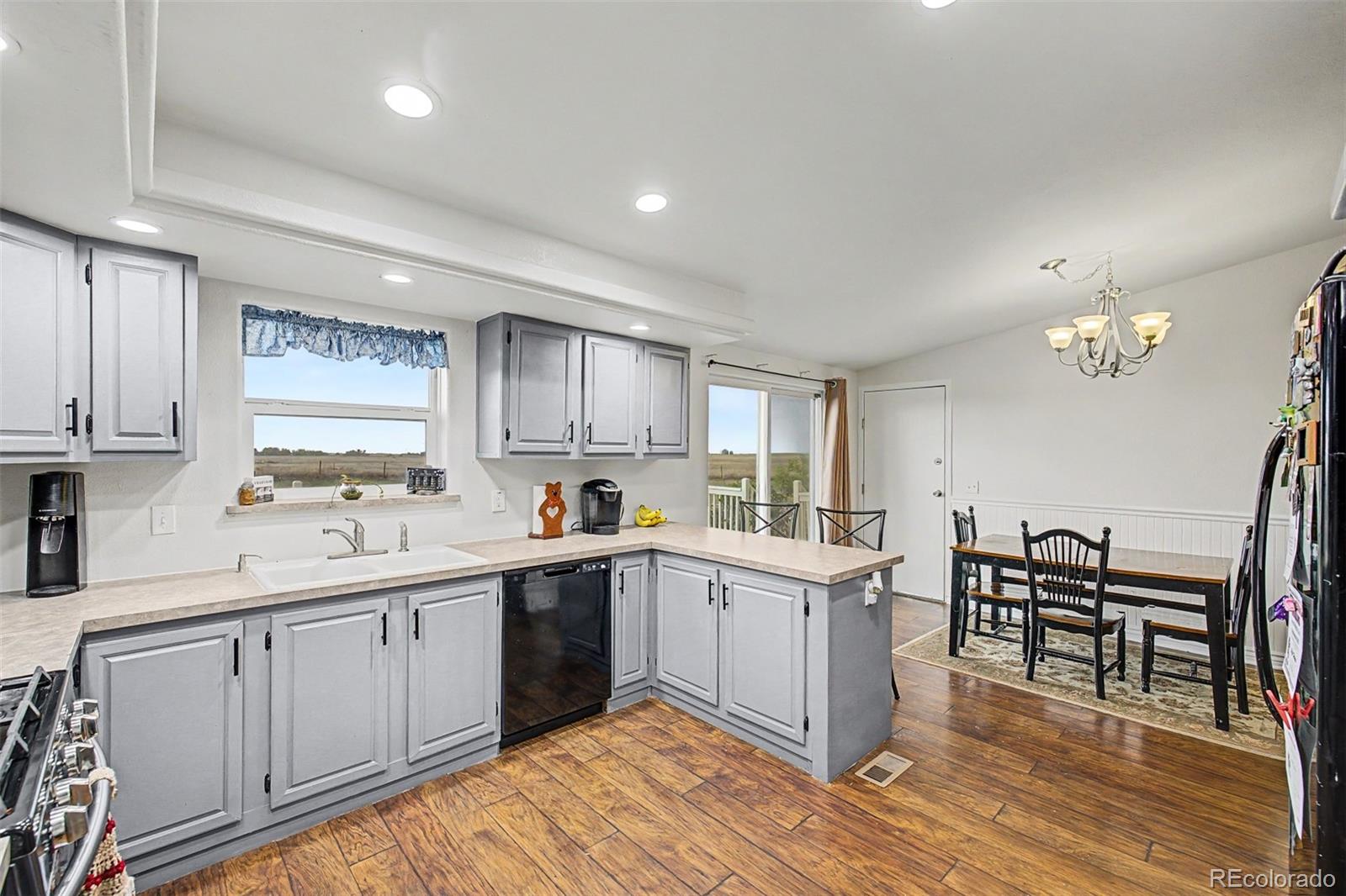 MLS Image #12 for 58117 e 42nd drive,strasburg, Colorado