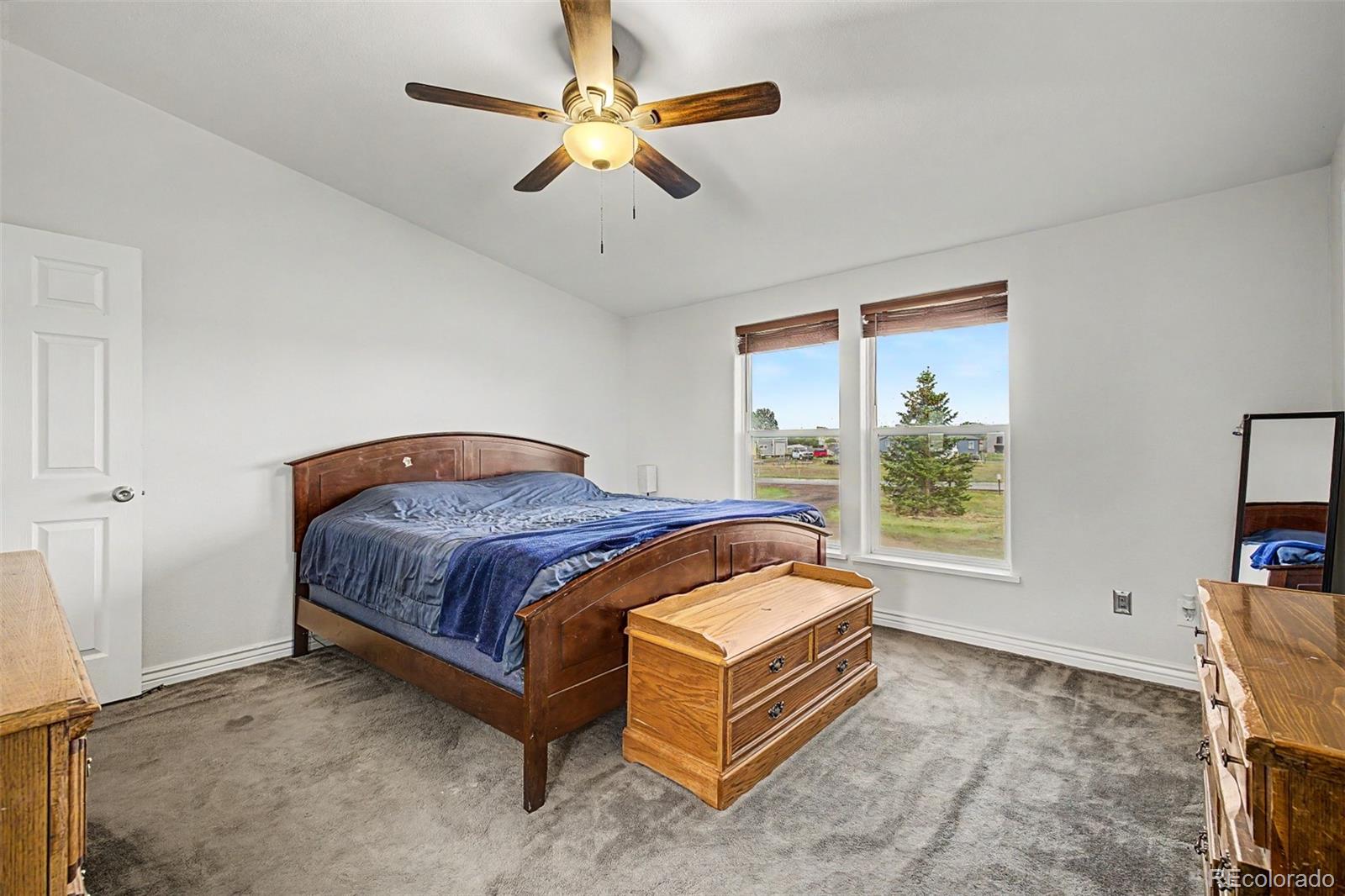 MLS Image #15 for 58117 e 42nd drive,strasburg, Colorado