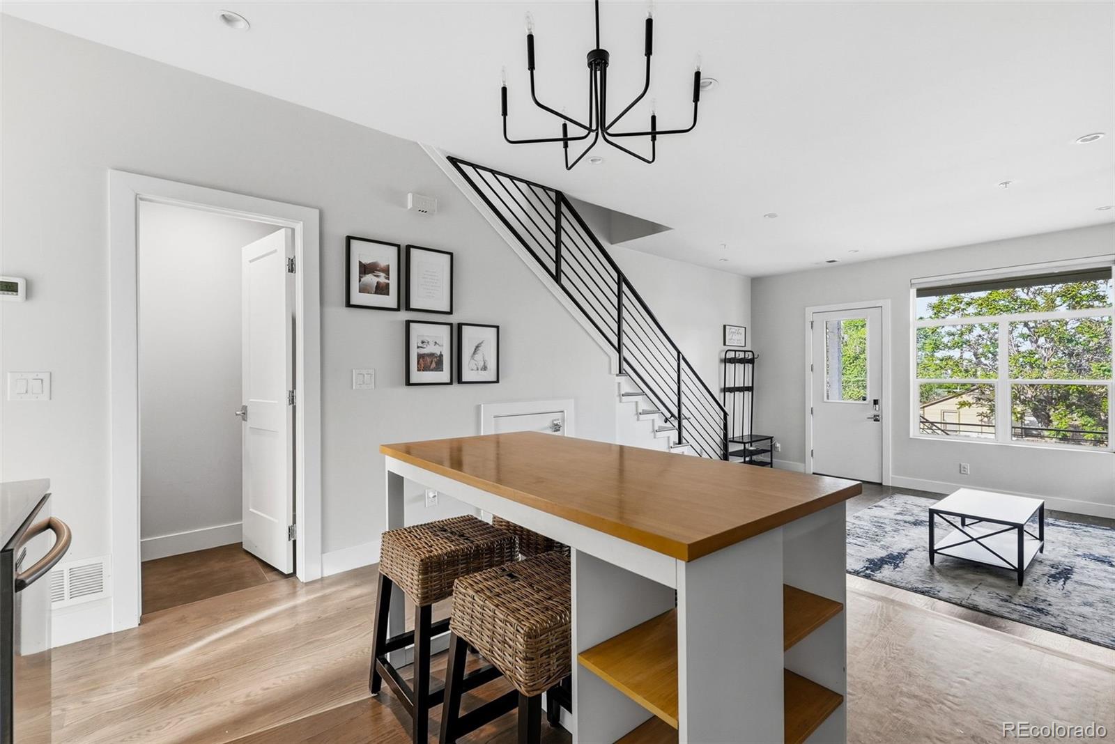 MLS Image #10 for 1187 s navajo street,denver, Colorado