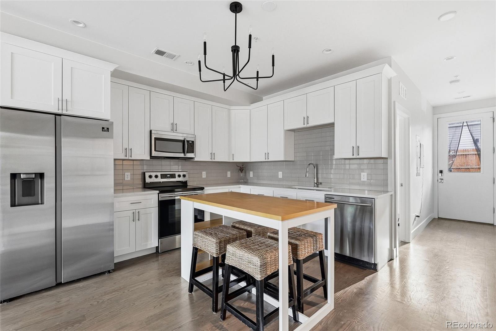 MLS Image #8 for 1187 s navajo street,denver, Colorado