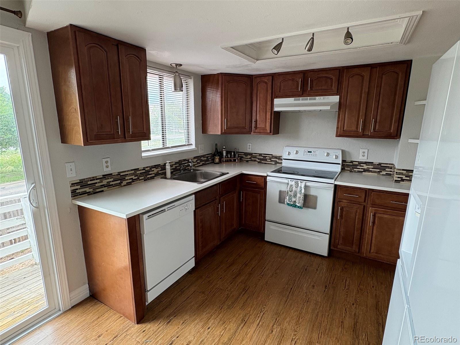MLS Image #6 for 1005  harmon place,longmont, Colorado