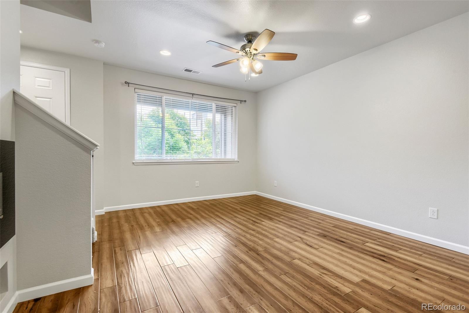 MLS Image #1 for 508 e dry creek place,littleton, Colorado
