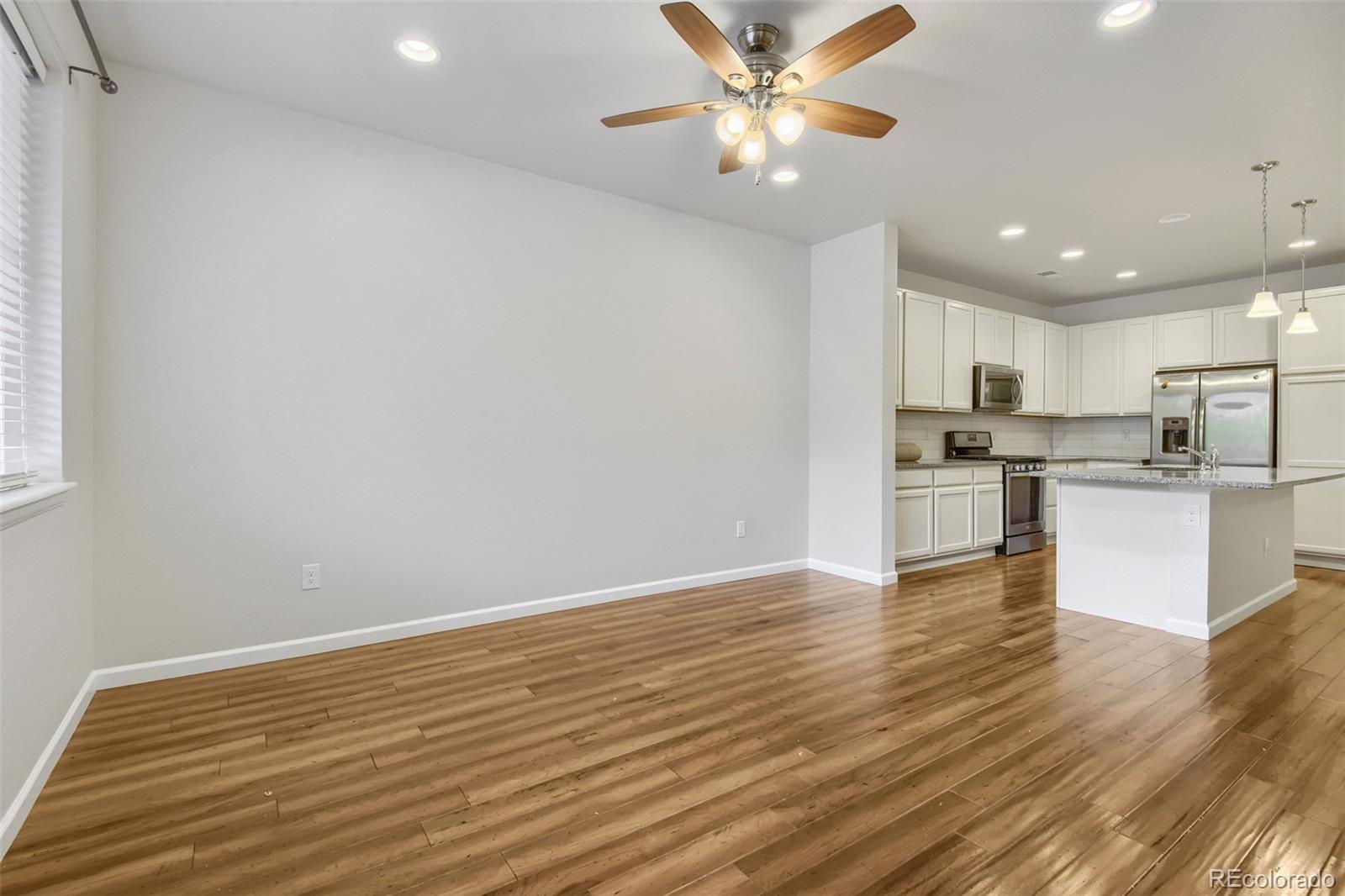 MLS Image #10 for 508 e dry creek place,littleton, Colorado