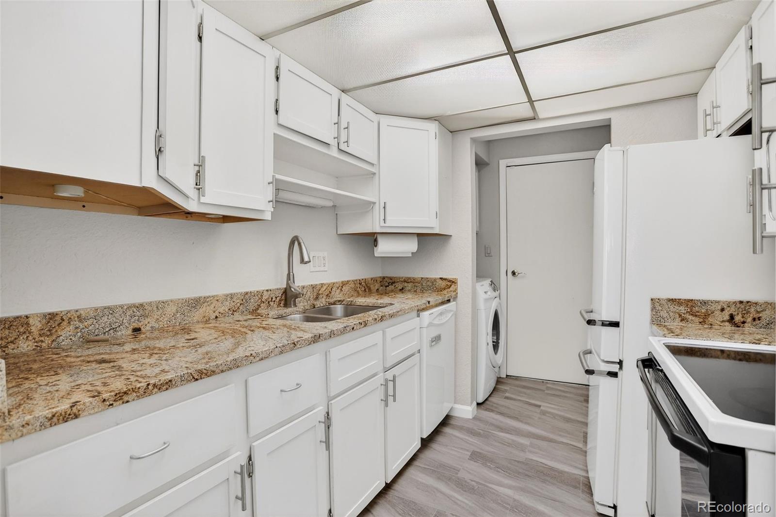 MLS Image #7 for 7853 w 87th drive,arvada, Colorado