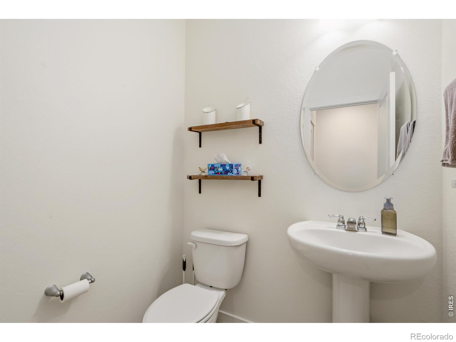 MLS Image #12 for 352  bluebird road,johnstown, Colorado