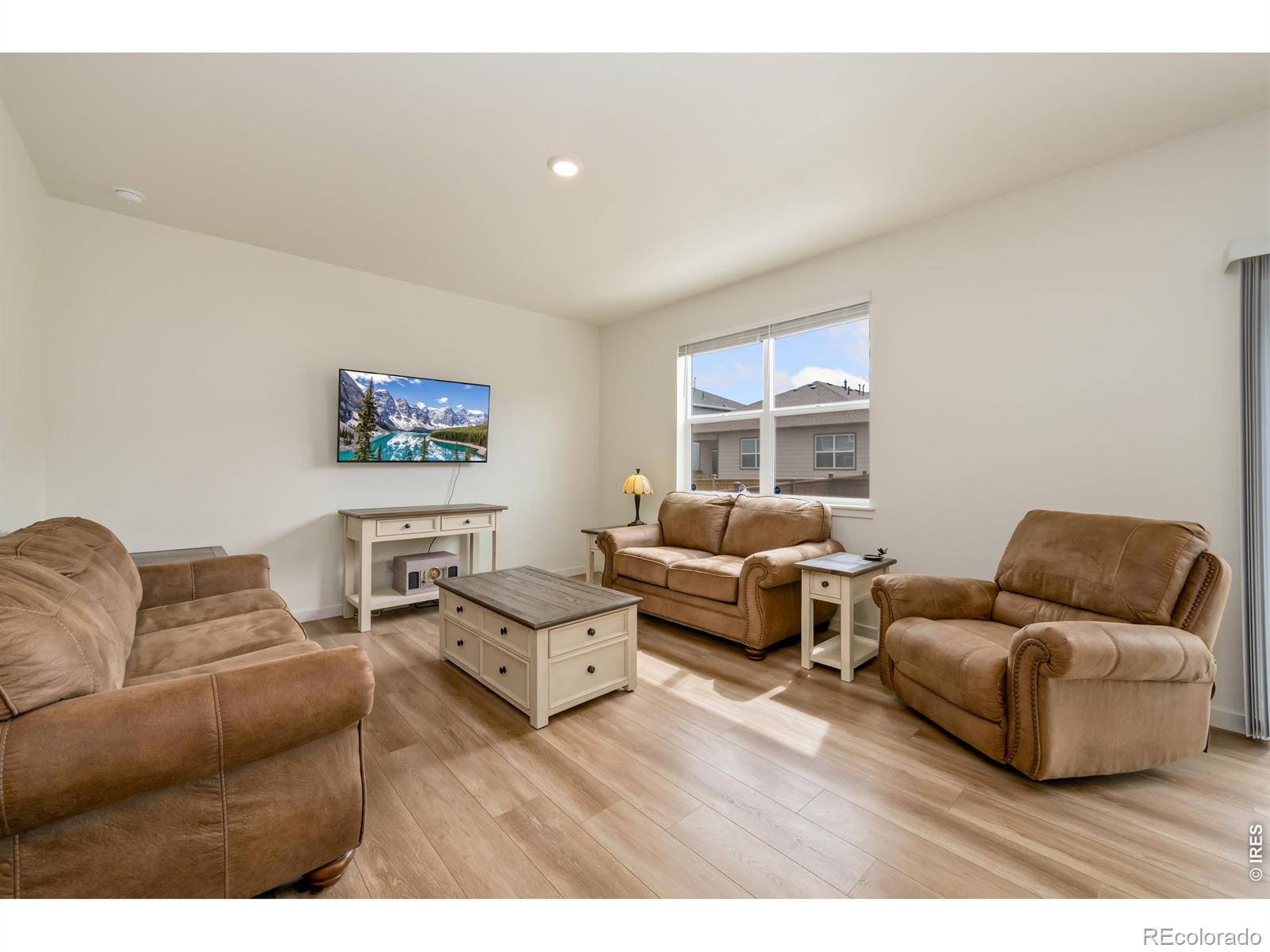 MLS Image #6 for 352  bluebird road,johnstown, Colorado