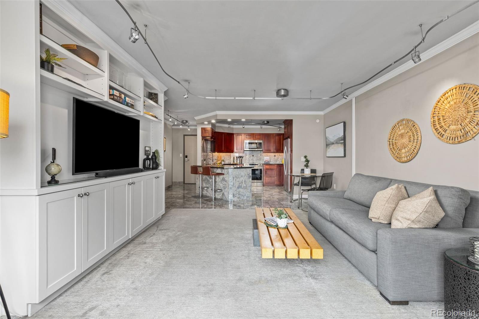 MLS Image #4 for 1625  larimer street,denver, Colorado