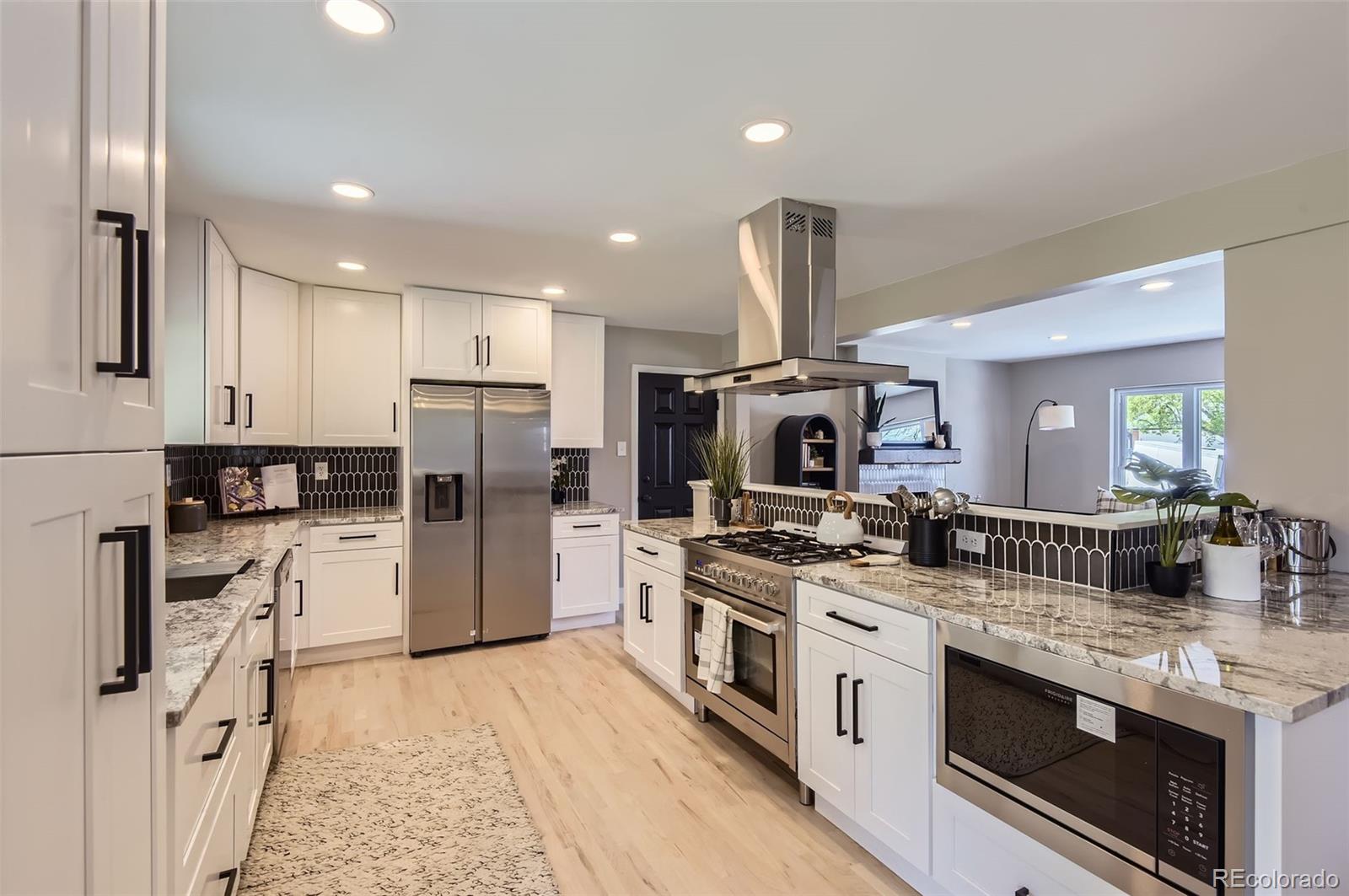 MLS Image #8 for 3576 s holly street,denver, Colorado