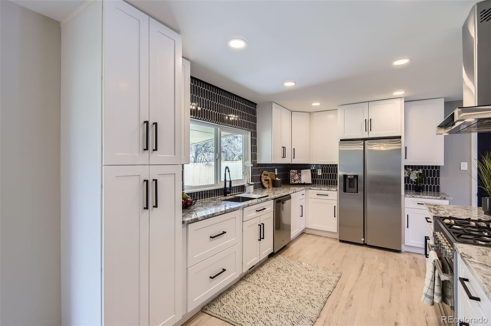 MLS Image #9 for 3576 s holly street,denver, Colorado