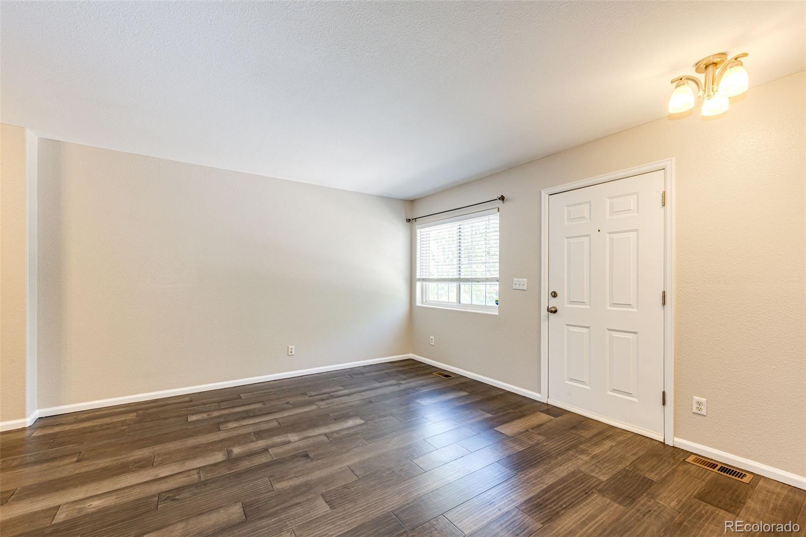 MLS Image #4 for 4572 s crystal way,aurora, Colorado