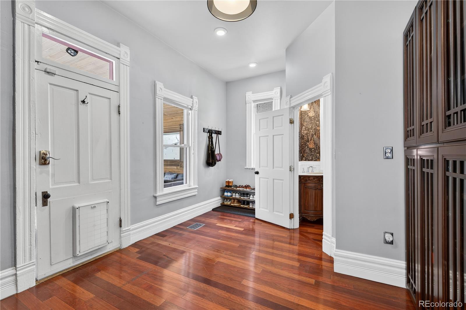 MLS Image #16 for 2129 n lafayette street,denver, Colorado
