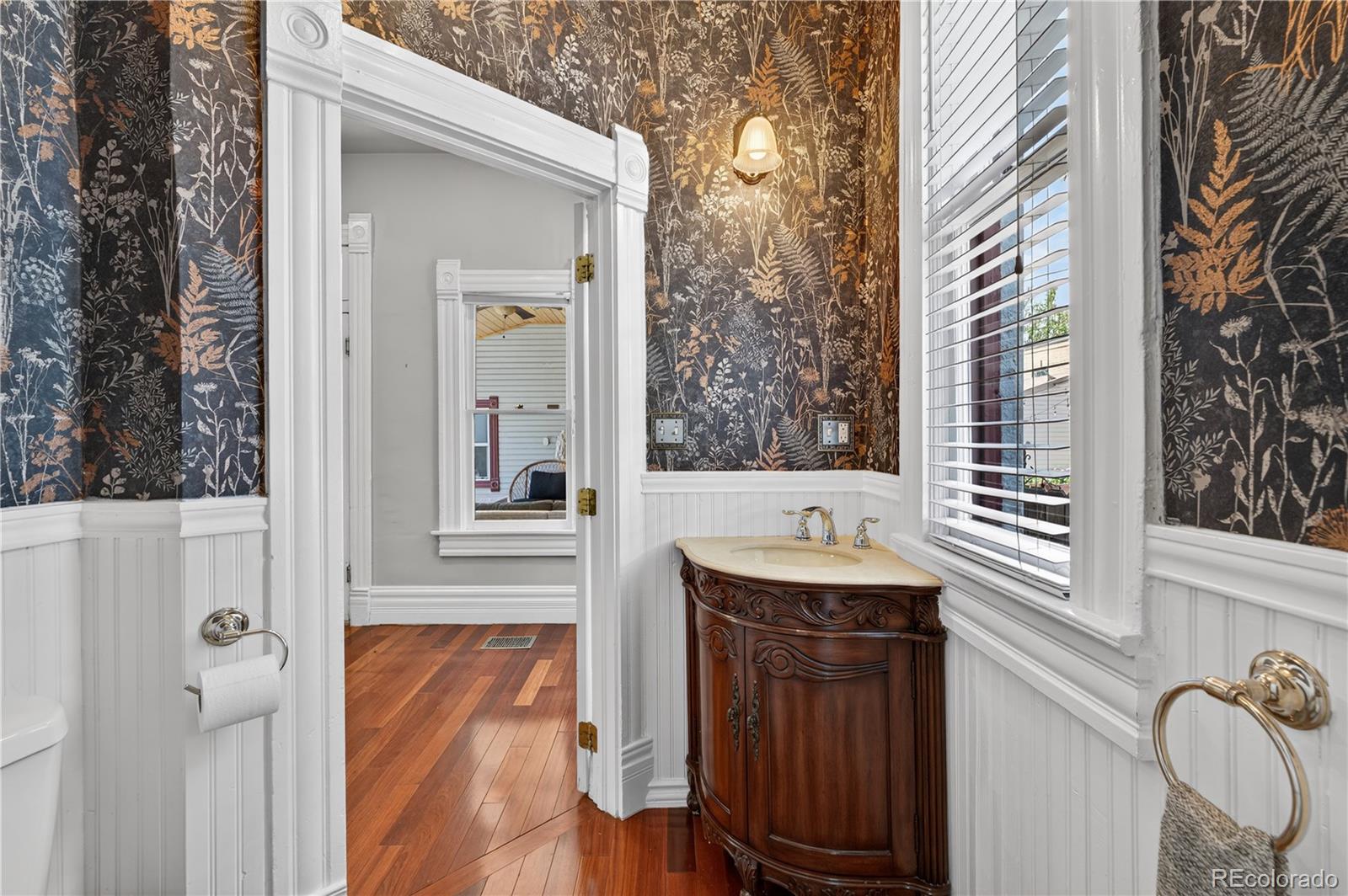 MLS Image #17 for 2129 n lafayette street,denver, Colorado
