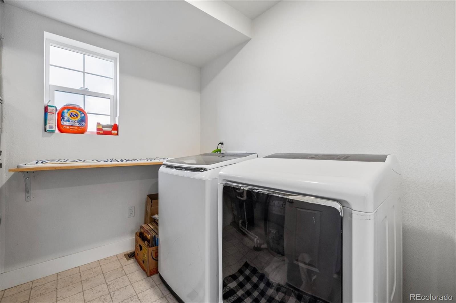 MLS Image #14 for 221 s oak hill street,aurora, Colorado