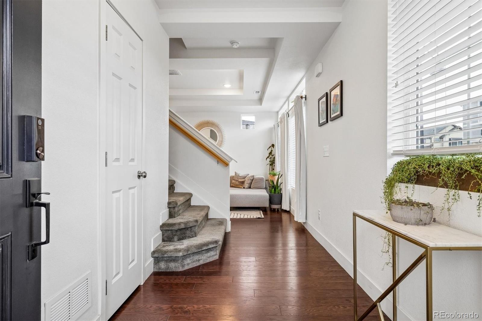 MLS Image #2 for 221 s oak hill street,aurora, Colorado