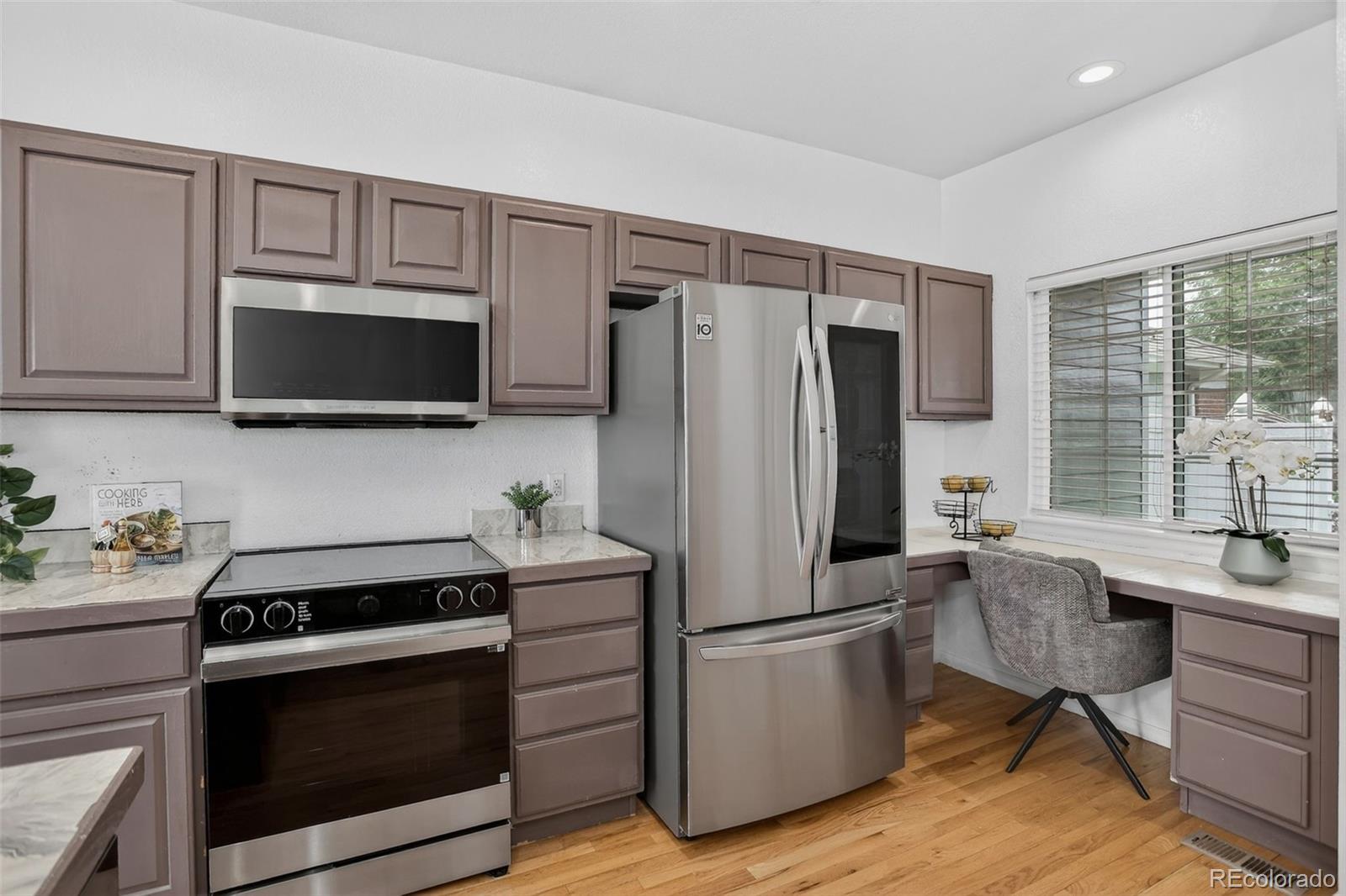 MLS Image #17 for 20426 e orchard place,centennial, Colorado