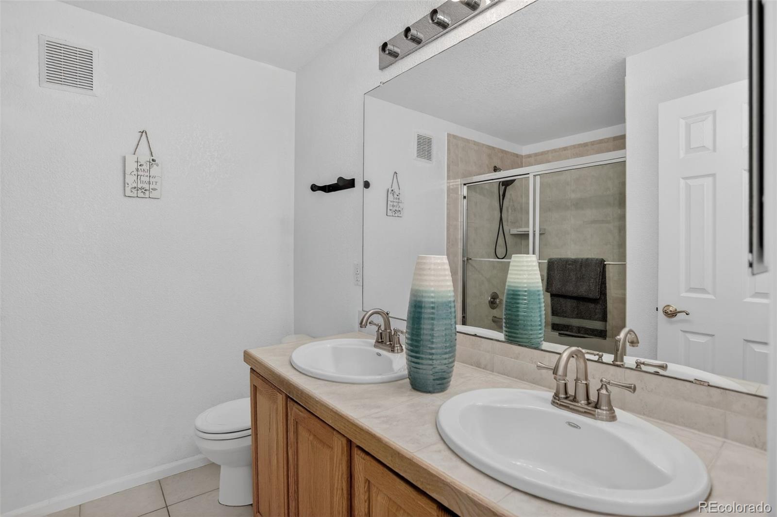 MLS Image #28 for 20426 e orchard place,centennial, Colorado
