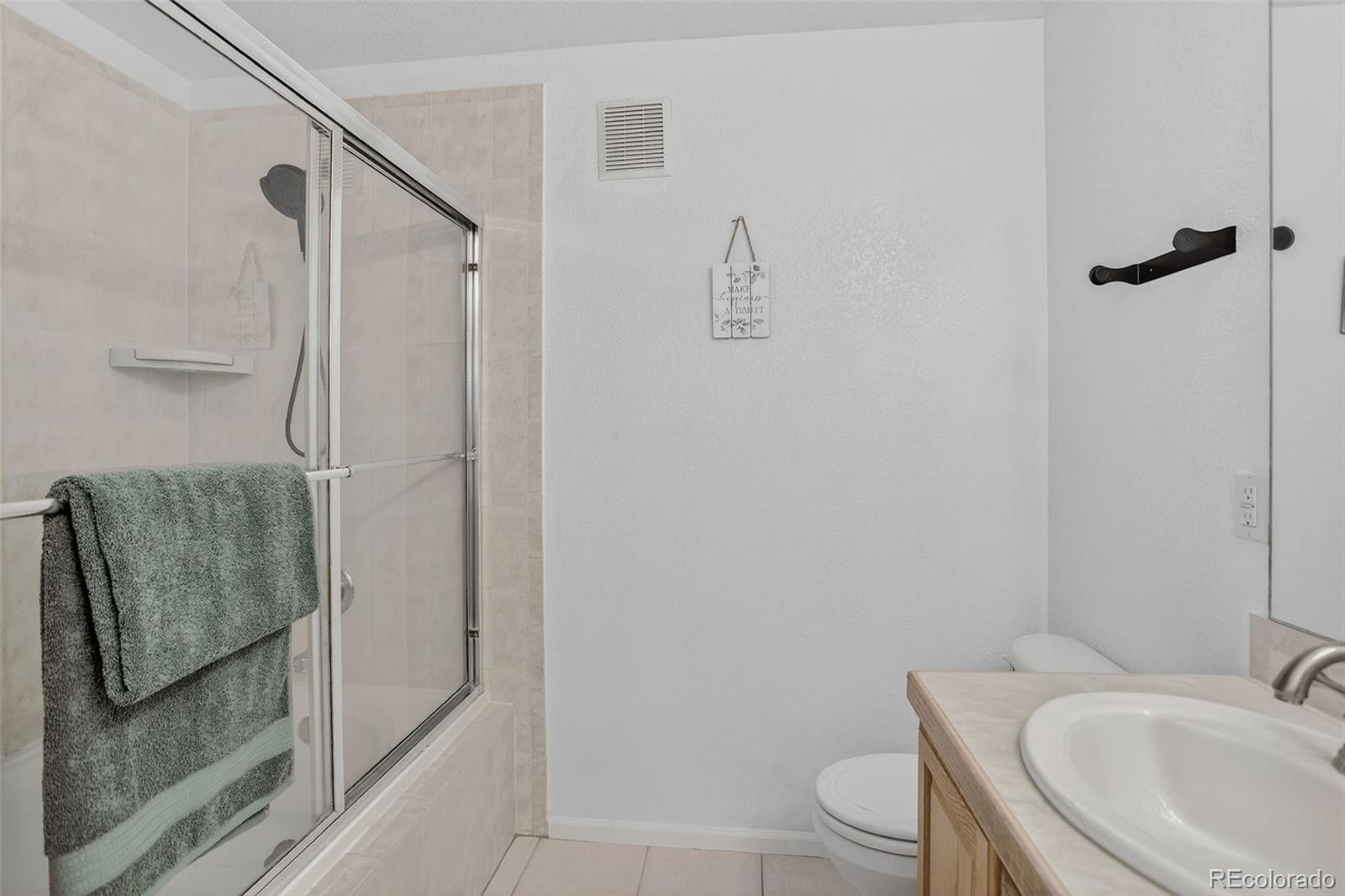 MLS Image #29 for 20426 e orchard place,centennial, Colorado