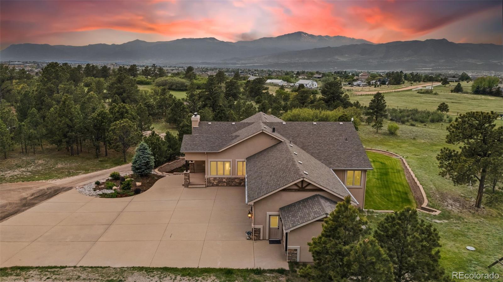 MLS Image #2 for 4330  ridgeway lane,colorado springs, Colorado