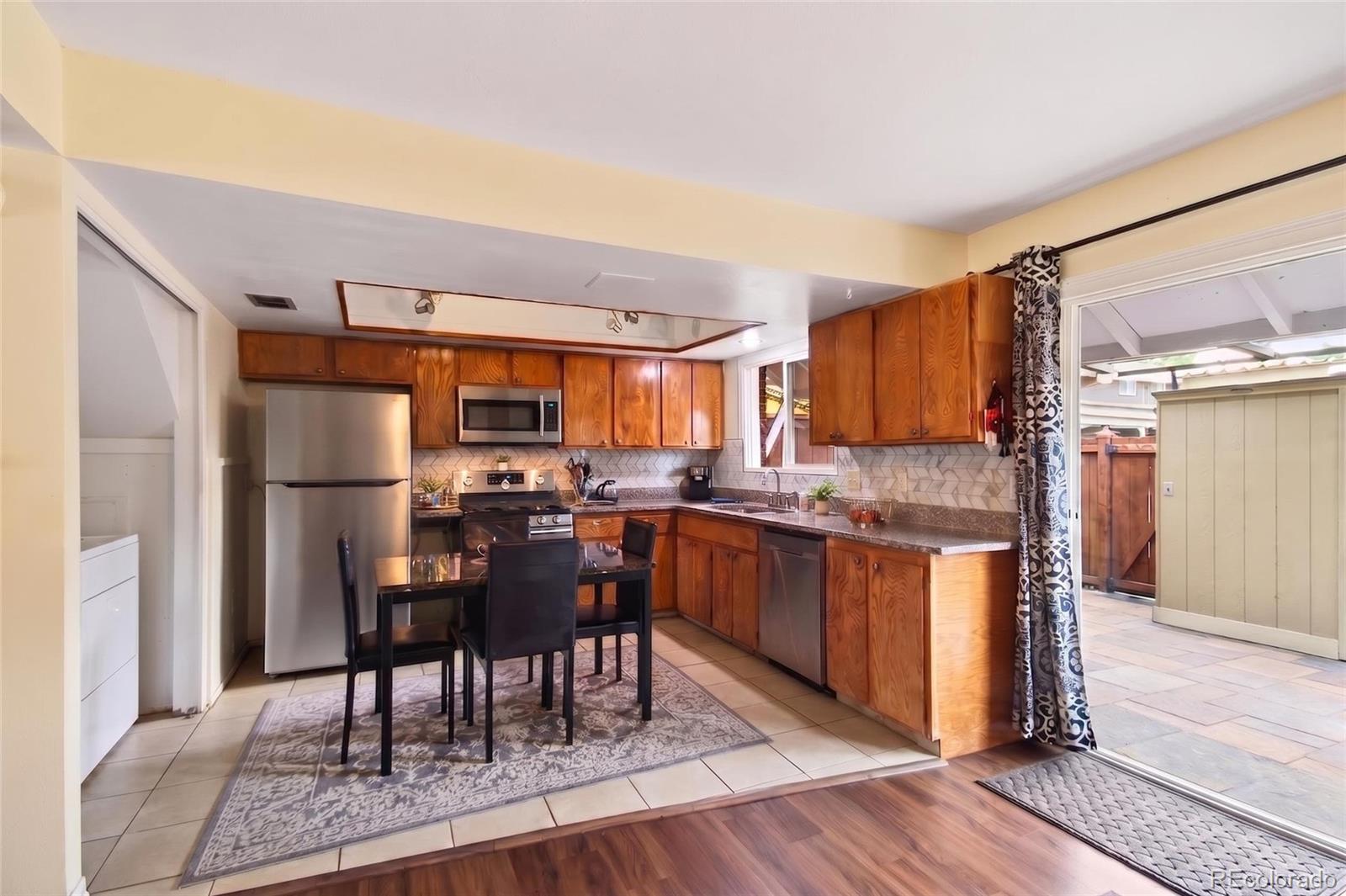 MLS Image #11 for 9138 e mansfield avenue,denver, Colorado