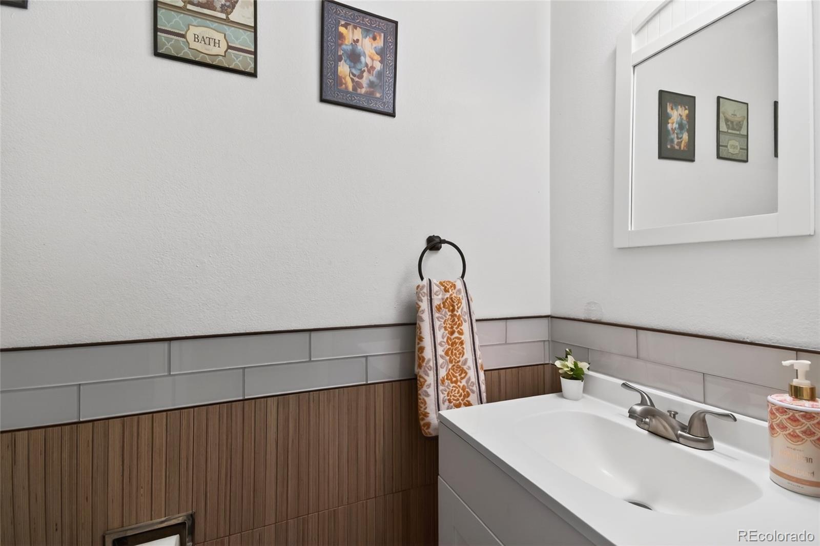 MLS Image #15 for 9138 e mansfield avenue,denver, Colorado