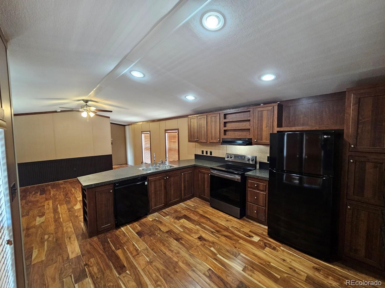 MLS Image #12 for 860 w 132nd avenue,denver, Colorado