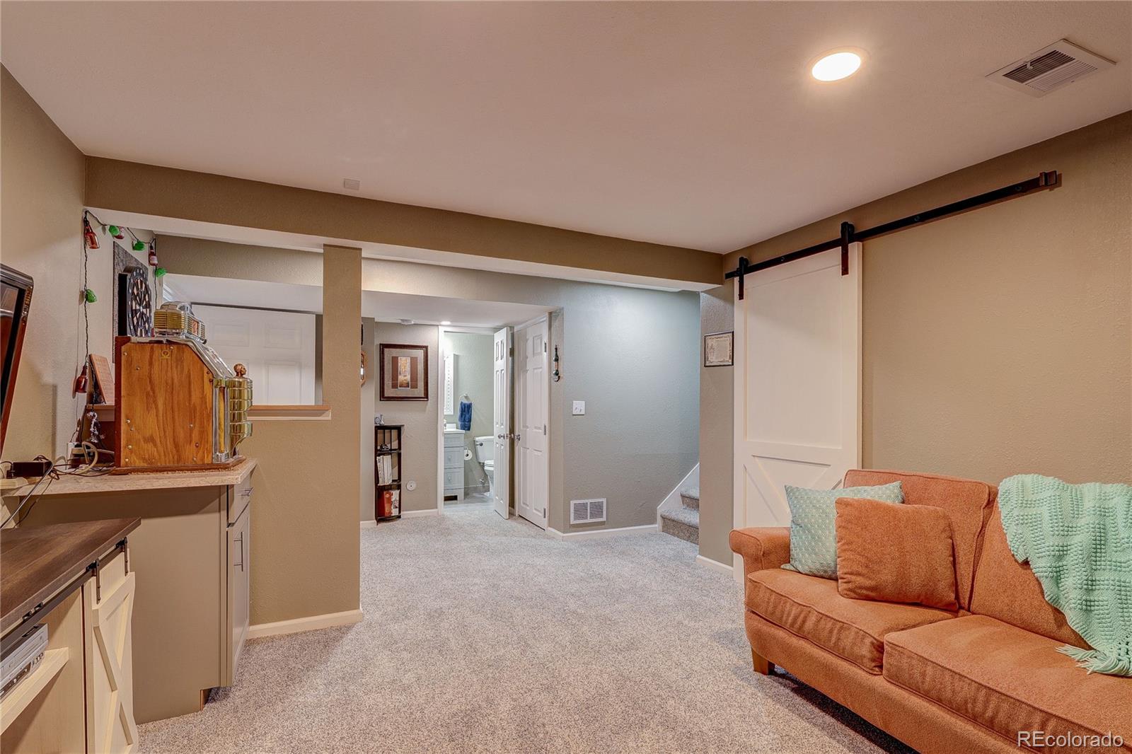 MLS Image #13 for 5394 s cimarron road,littleton, Colorado