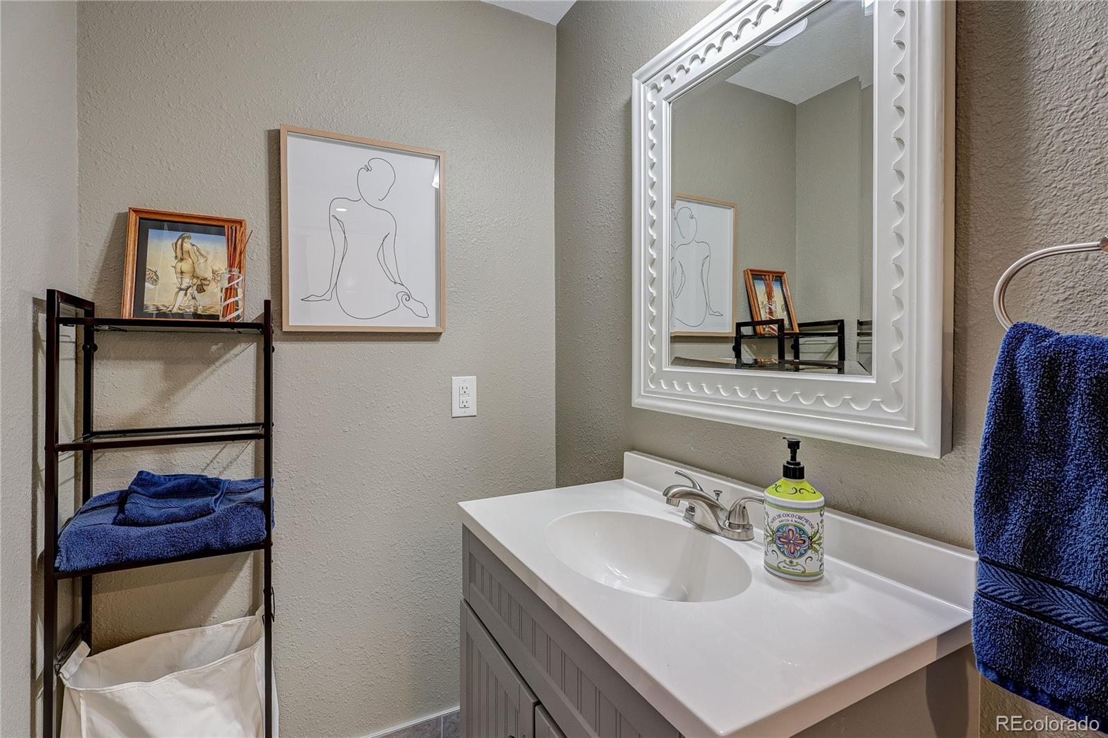 MLS Image #26 for 5394 s cimarron road,littleton, Colorado
