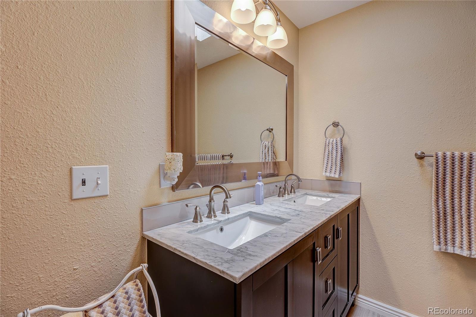 MLS Image #31 for 5394 s cimarron road,littleton, Colorado
